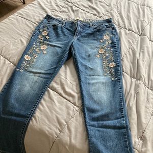 Ankle length jeans